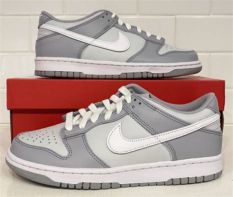 wolf grey dunks women's